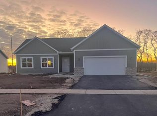 3280 S Bartells Dr, Beloit, WI 53511