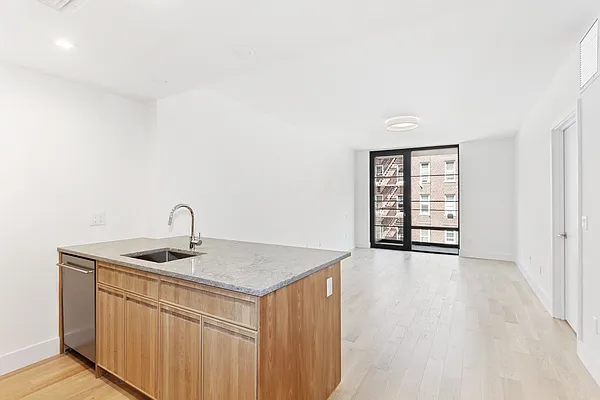 Rented by Poljan Properties Inc. | media 7