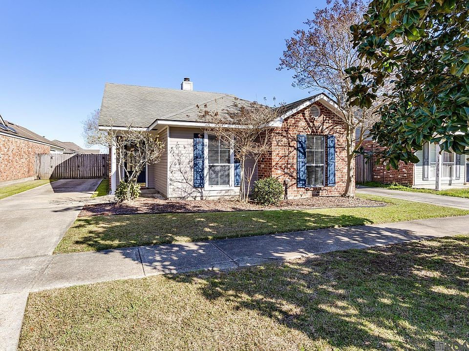 1st image of 3650 Christina Ave