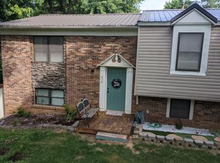 519 Sherwood Dr, Maryville, TN 37801