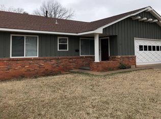 1215 N Walker Dr, Guthrie, OK 73044