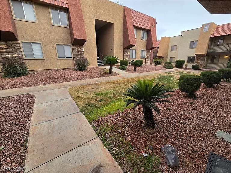 5368 River Glen Dr #345 — Photo 8