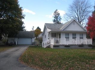 8978 Whitehorn St, Romulus, MI 48174