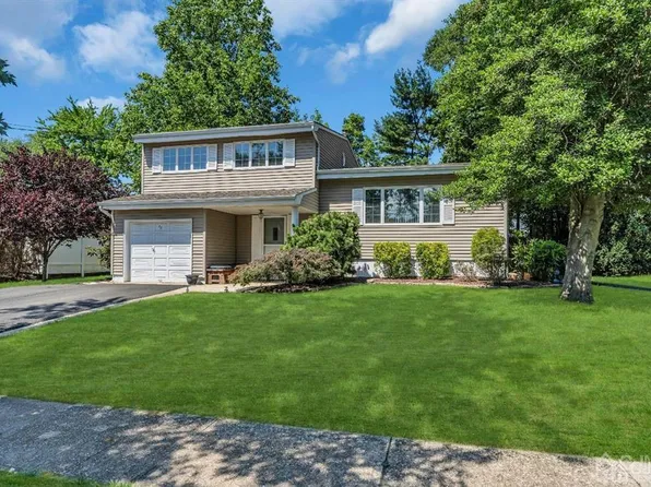 48 York St, Old Bridge, NJ 08857