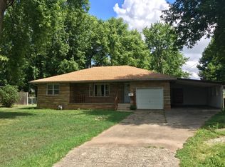 532 Myrtle St, Monett, MO 65708