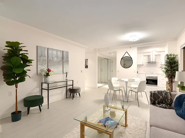 121 W 15th St #1604 — Photo 2