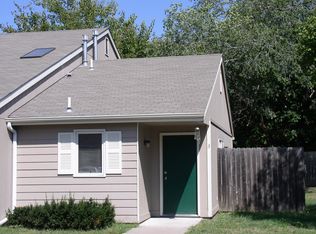 2100 Haskell Ave APT B3, Lawrence, KS 66046