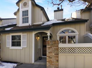 965 S Evanston Cir, Aurora, CO 80012