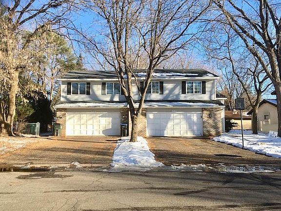 Let side of duplex is for rent