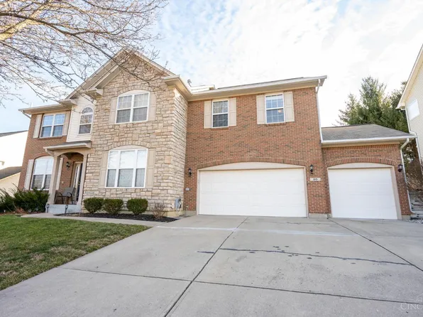 30 College Hill Ter, Springboro, OH 45066