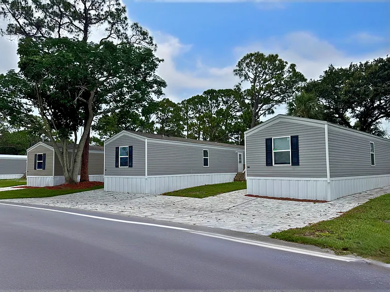Colony MHP LLC — Photo 3