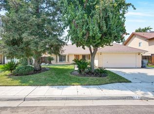 674 N Stanford Ave, Clovis, CA 93611