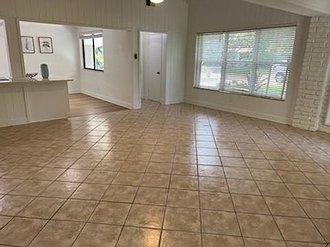 5th image of 7505 10th Ave N