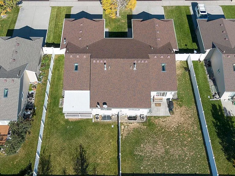 3854 Avenue E — Photo 25
