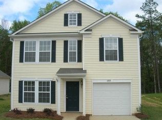 6303 Foster Brook Dr, Charlotte, NC 28216