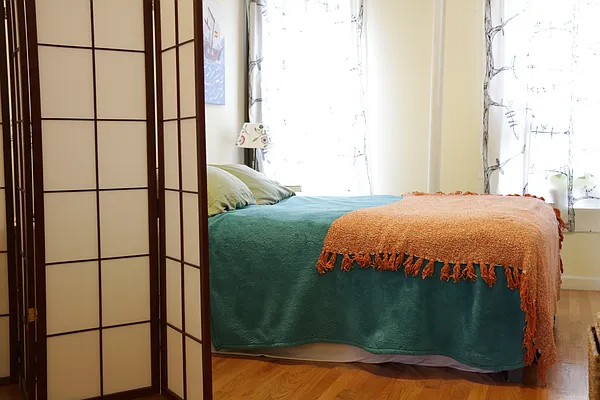 Rented by Easy Rental LLC | media 61