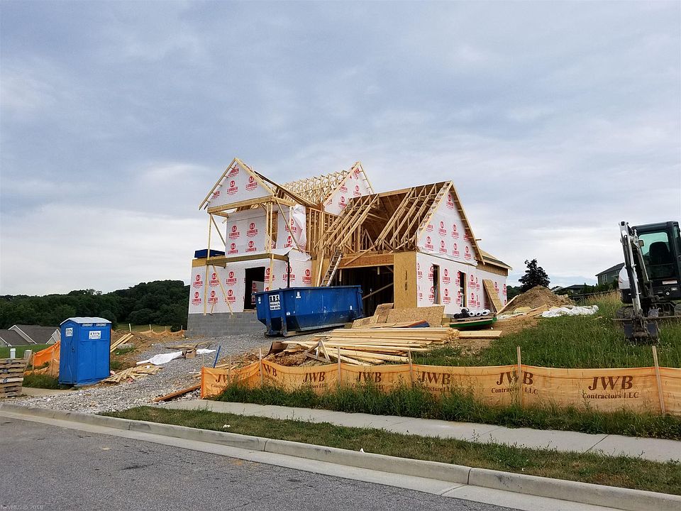 2nd image of 503 Prospect St