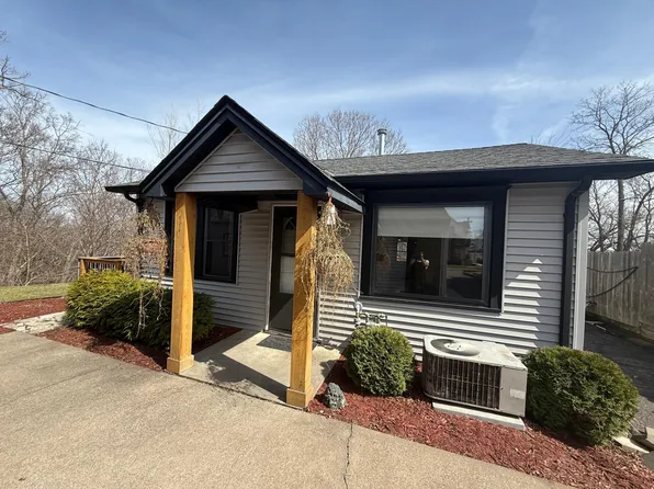 357 1st Ave S, South Saint Paul, MN 55075