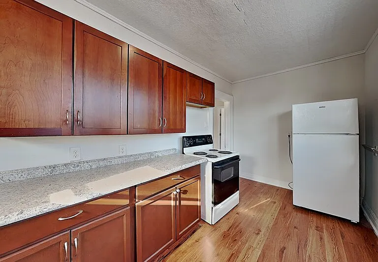 2904 W Chestnut St #3 — Photo 11