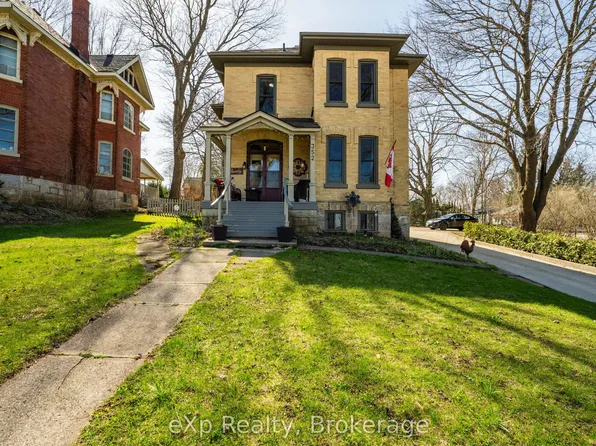 352 Berford St, South Bruce Peninsula, ON N0H 2T0