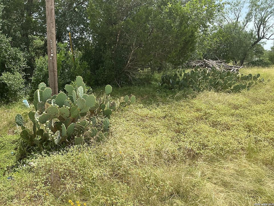 2nd image of 00 medina LOT 209