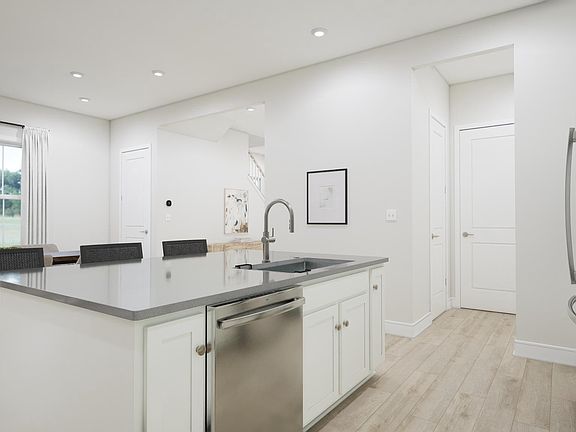 4th image of 25591 Red Cherry Dr