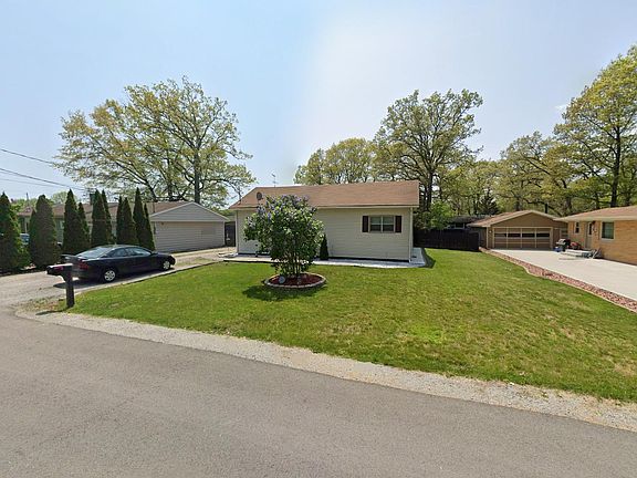 2nd image of 529 11th St