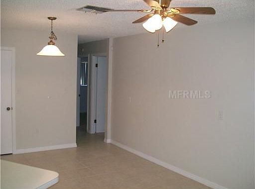 3rd image of 619 Wood Dr
