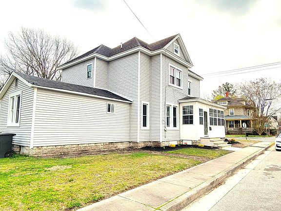 5th image of 601 E Grove St #A