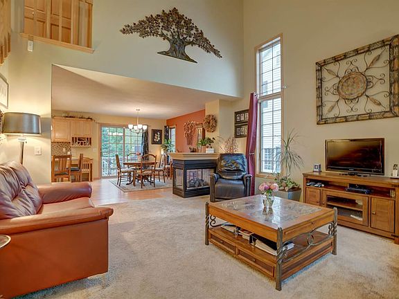 3rd image of 5649 Kinsale Dr