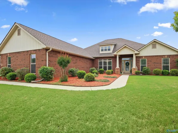 131 Harbor Glen Dr SW, Madison, AL 35756