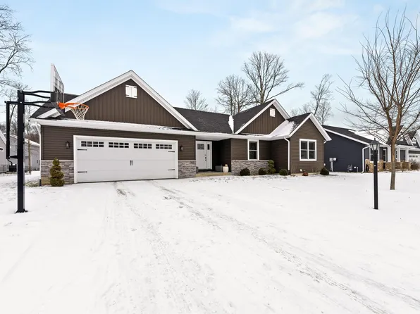 2603 Redspire Blvd, Goshen, IN 46526