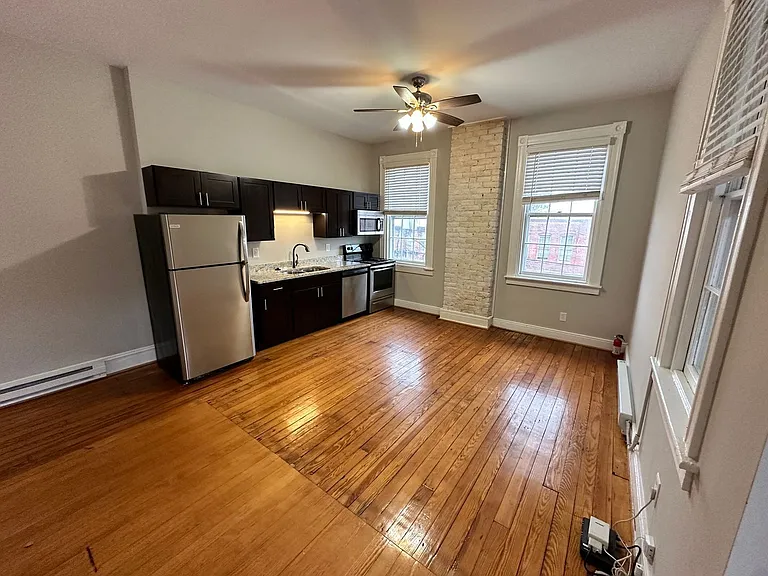 2204 W Grace St #1A — Photo 7