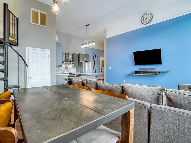 108 W Byers Pl #108 — Photo 6