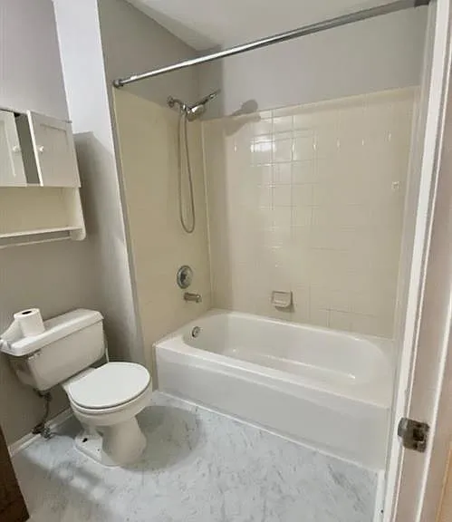 315 Plymouth Rd — Photo 13