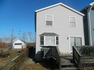 6984 Lakeshore Dr, Newport, MI 48166