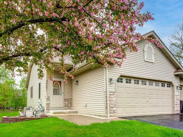 26691 Garden Ln, Wyoming, MN 55092