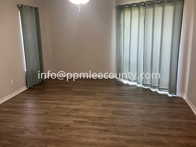 2329 NW 31st St — Photo 15