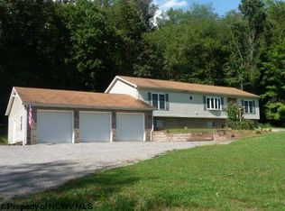 90 Barbour Corner Rd, Flemington, WV 26347