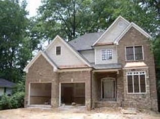 2890 Parkridge Dr, Atlanta, GA 30319
