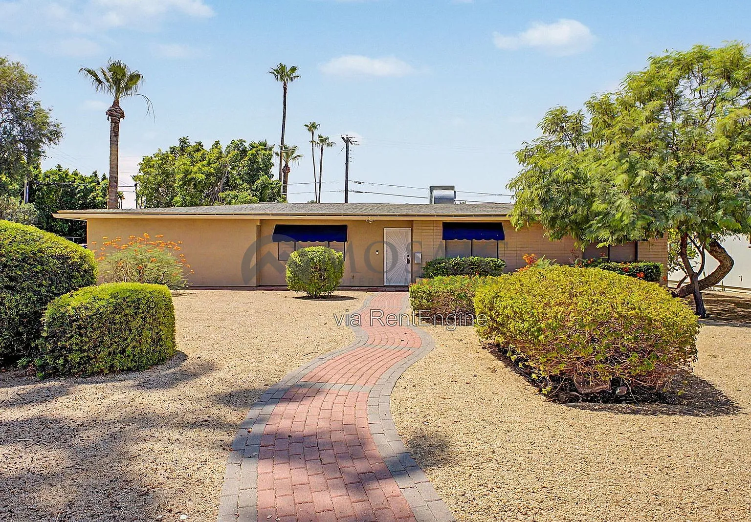 3 bed, 2.0 bath, 1693 sqft, $2,995 — Photo 2