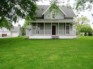 W300N5573 County Rd E, Hartland, WI 53029