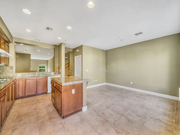 48954 Woodgrove Cmn — Photo 6