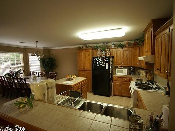 4th image of 3110 Longmeadow Dr #3507