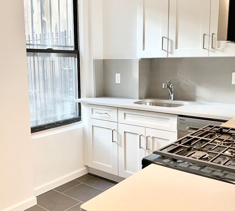 1st image of 242 E 72nd St APT 1D