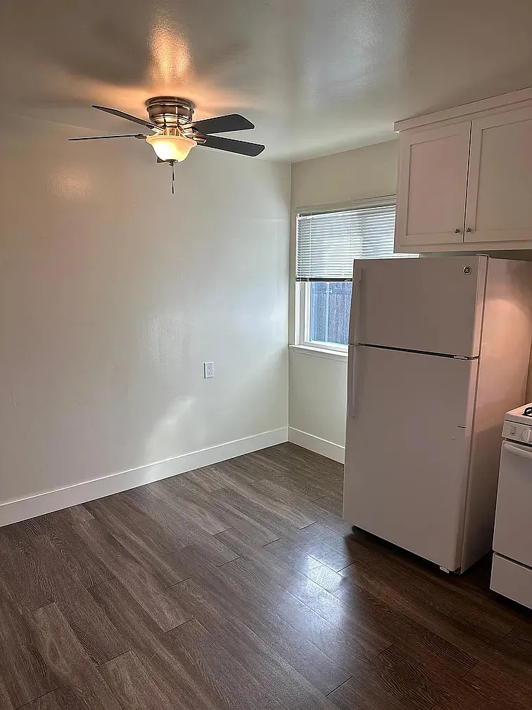 2 bed, 768 sqft, $2,150 — Photo 4