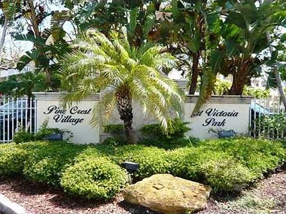 3rd image of 1515 E Broward Blvd APT 301