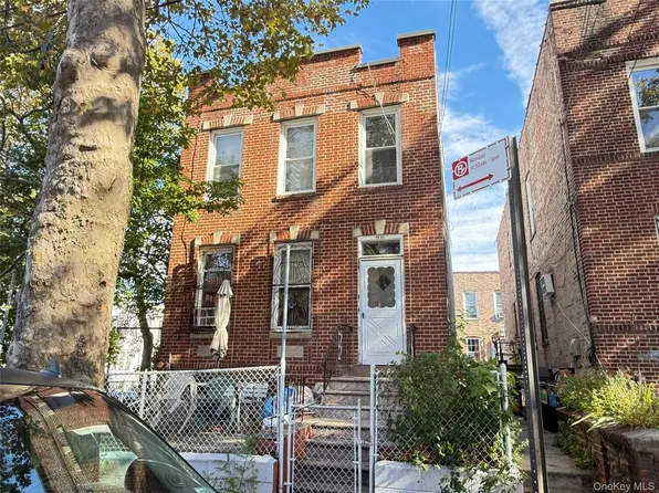 1901 21st Road, Astoria, NY 11105