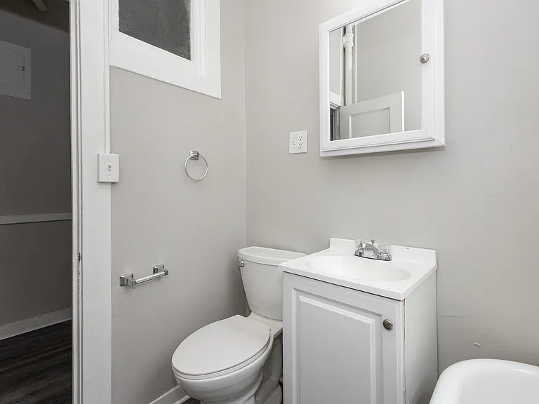 1449 N Emerson St — Photo 23
