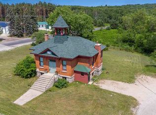 3009 S State Rd, Harbor Springs, MI 49740